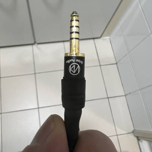 個人閒置 brise audio asuha 8絞 4.4頭 2 pin