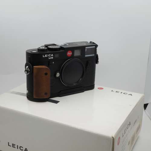 Leica M6 0.85 TTL Black Chrome Japan LImited