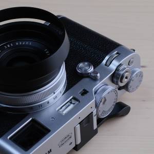 Fujifilm X100F 銀色，送配件，極少使用痕跡