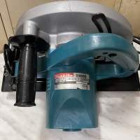 牧田牌Makita  235mm(9.25寸）5900B圓鋸，八成半新 100％全正常，已裝有鋸碟