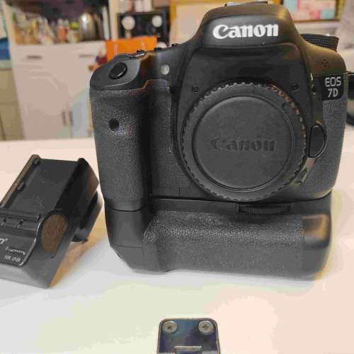 Canon EOS 7D連直倒，送8Gb CF咭