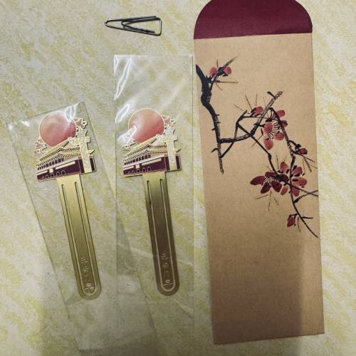 天安門書籤一對 書簽 全新連紙套 中國氣象服務協會 設計精美