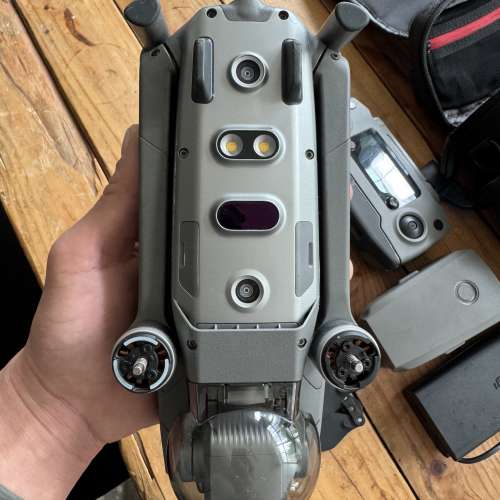 DJI Mavic Pro 2 fly combo
