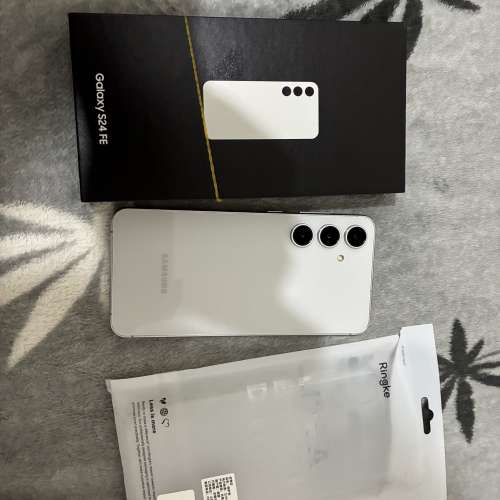 99% new Samsung S24FE 行貨有保 灰色