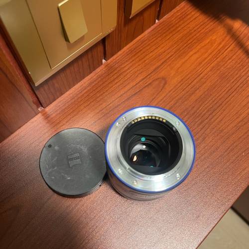 Zeiss Loxia 50mm F2 e mount