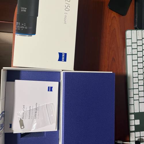 Zeiss Loxia 50mm F2 e mount