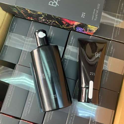 供應商現貨🩷【香港專櫃】💞女神節禮物🎁Pola 護手霜75g+身體乳150g套裝 | 預訂 逢...