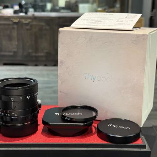 Thypoch Simera 35mm f1.4 ASPH Lens Leica M in Black full packing with Zeiss UV