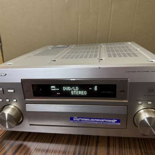 Pioneer  VSX&mdash;D2011  音頻、視頻多頻道擴音機，最大功率600W，功能全正常