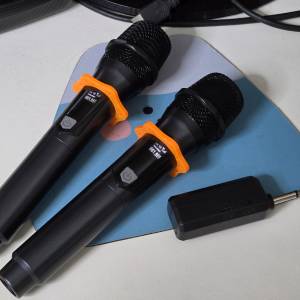 全新USB充電無線咪（兩支）