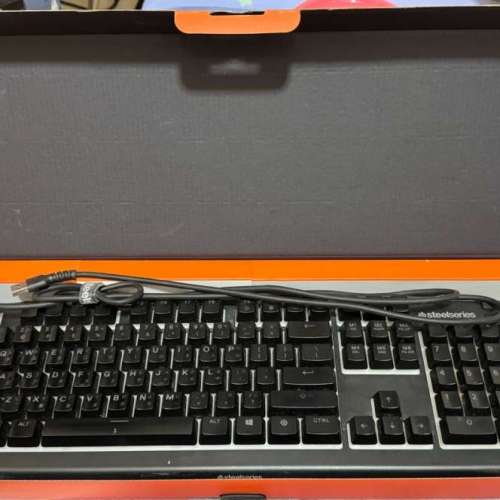 二手Steelseries Apex 3 RGB 防水靜音薄膜式鍵盤(中文)
