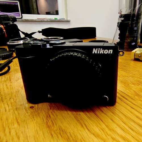 Nikon J5 body