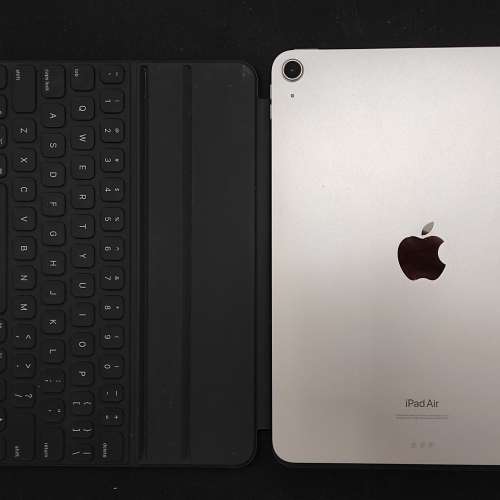 Apple iPad Air 5 64GB 星光色 連 Apple pencil 2 及 Apple smart keyboard folio *...