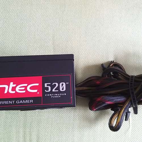Antec 520W火牛