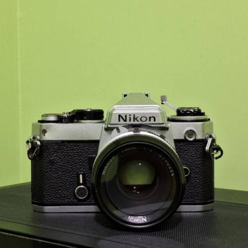 Nikon FE 菲林單反相機 功能一切正常