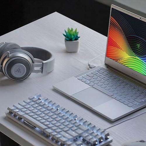 Razer blade 15 i7 rtx 2070 240hz gaming laptop ultra book alienware asus Rog