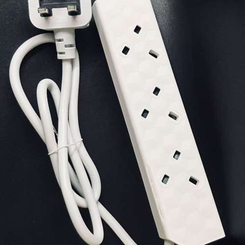 全新英國DesignNest Europe 電源板，節省空間的設計