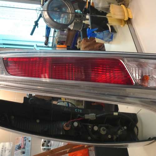 曰產 C26 (七人車) 2011年-2013 尾燈殼,, 左邊