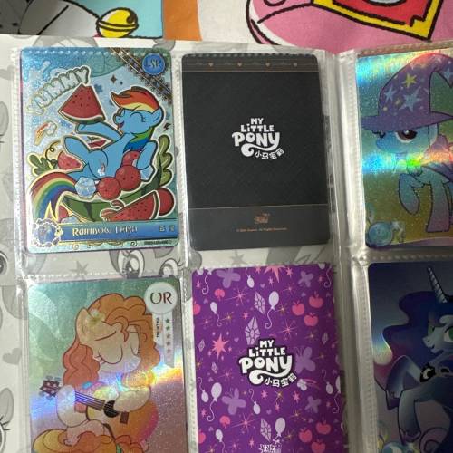 小馬寶莉卡册以及卡