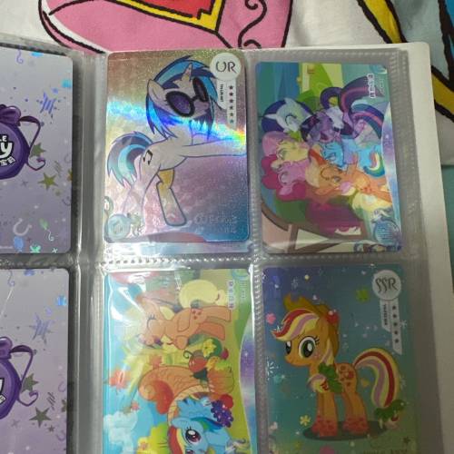 小馬寶莉卡册以及卡