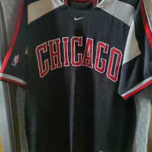 極罕 NBA Chicago Bulls Michael Jordan Scottie Pippen warm up 公牛 球衣