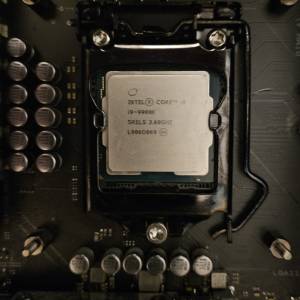 9900k ASUS ROG maximus Z390 HERO M11H Gskill 3200 c14 ddr4 4條8G Corsair H150...