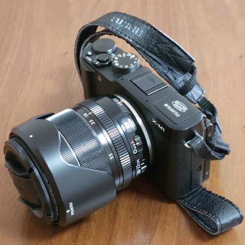 Fujifilm X-M1 FUJINON XF18-55mm F2.8-4 R LM OIS