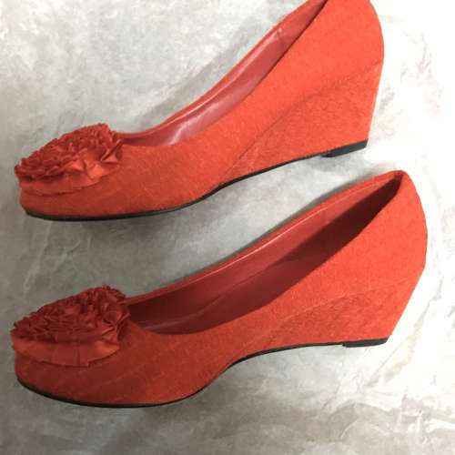 售 紅色結婚高跟鞋