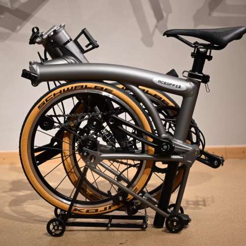 2025 最新款超輕版 ACEOFFIX C5 5速 啞黑色碳前叉鋁合金折叠車 送前後蛙燈叮叮