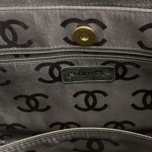 CHANEL黑色經典菱格麂皮托特包  Classic / Timeless Quilted Suede Tote Bag