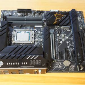 (新淨) ASUS TUF GAMING Z690-PLUS D4底板連背板