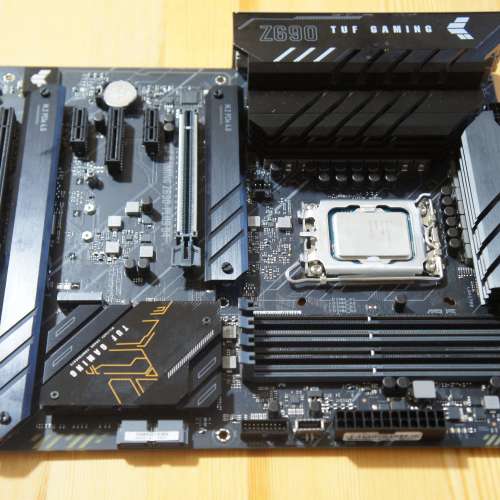 (新淨) ASUS TUF GAMING Z690-PLUS D4底板連背板