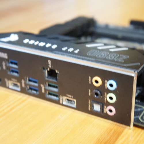 (新淨) ASUS TUF GAMING Z690-PLUS D4底板連背板