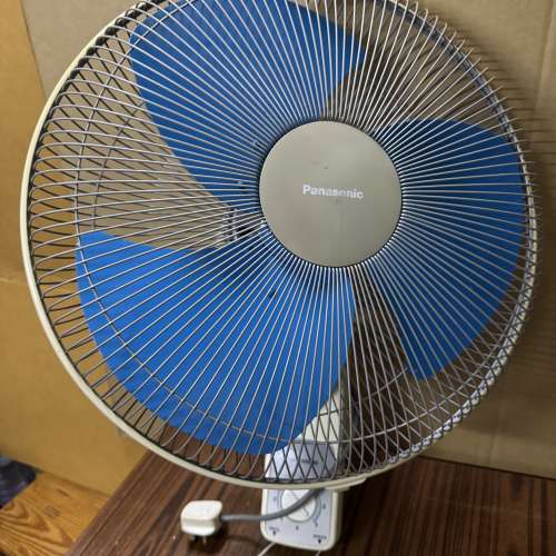 Panasonic 16寸樂聲牌掛牆風扇，功能100 ％全正常