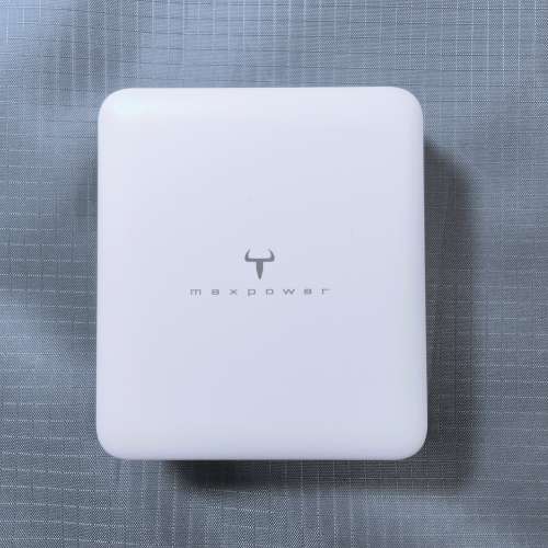 Max power SQUARE1 Power Bank, 10000mAh, 160 gram only
