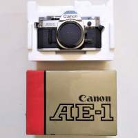 Canon AE-1 佳能菲林相機跟原廠盒證書 九成半新 壞機 not Leica Nikon Sony