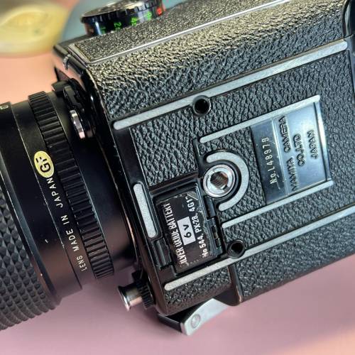 Mamiya 645 1000S + 80/1.9 + 210/4 + filter