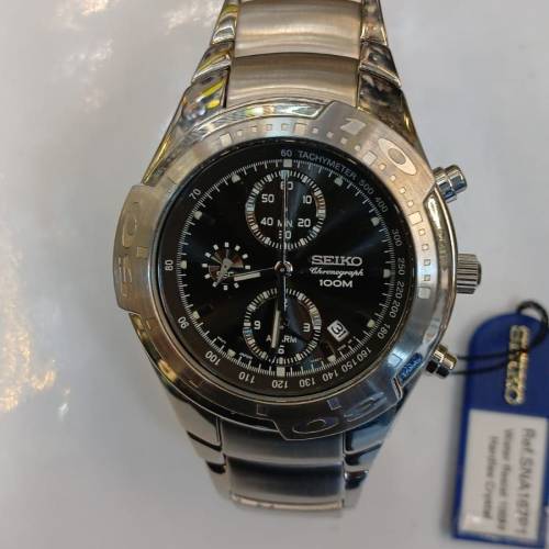 ( 全球唯一全新貨品 ）Vintage Seiko SNA167 aLAlarm Chronograph w/Rotating Bezel