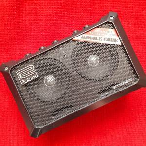Roland MOBILE CUBE AMP 萬用便攜迷你擴音器