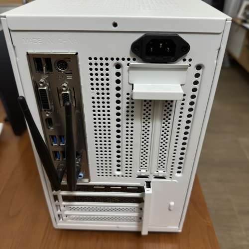 Intel Core i5 10400F + RTX 3070