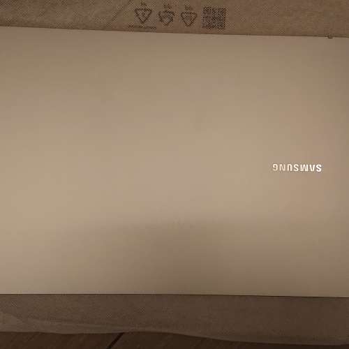 Samsung book3 13代i5