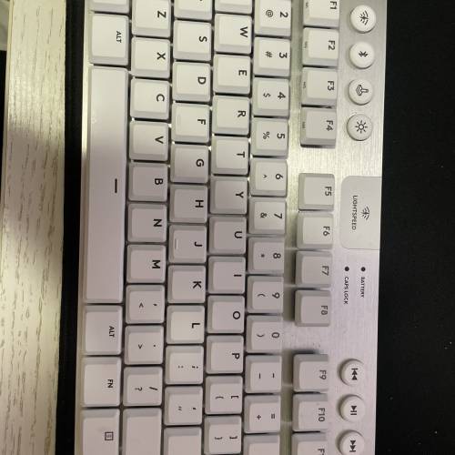 logitech g913 tkl 無線