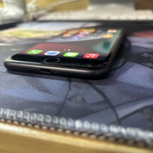 [Apple ID Locked] Apple iPhone 8 Plus (256GB) MQ8W2LL/A Space Grey