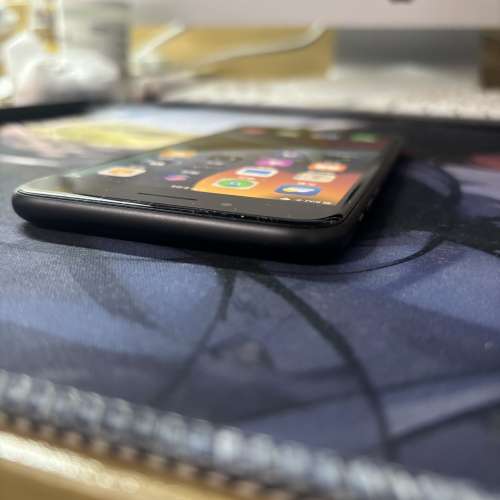 [Apple ID Locked] Apple iPhone 8 Plus (256GB) MQ8W2LL/A Space Grey