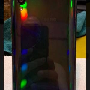 80% New Samsung Galaxy A70 6GB + 128G  幻彩黑