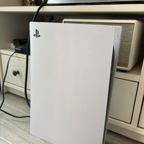 ps5 光碟版連一個手掣