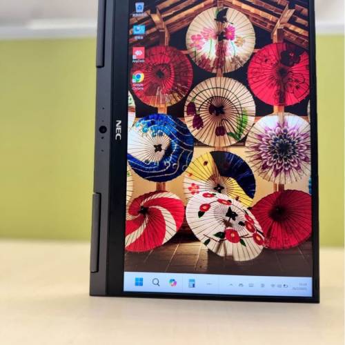 日本原廠 NEC14寸超輕薄 金屬機身  （800g）  1920&times;1080 ips觸摸屏。內容入面有各...