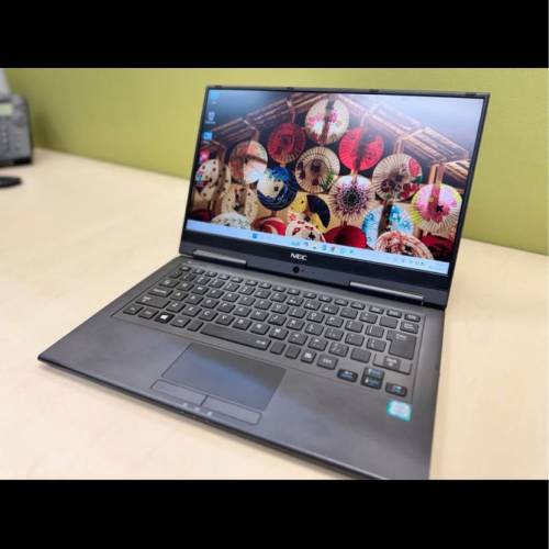 日本原廠 NEC14寸超輕薄 金屬機身  （800g）  1920&times;1080 ips觸摸屏。內容入面有各...