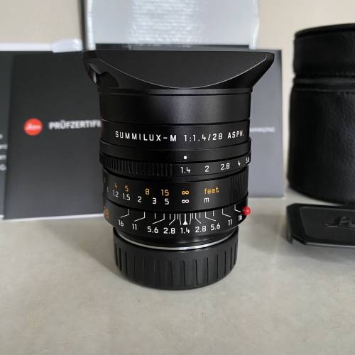Leica Summilux-M 28mm f/1.4 asph