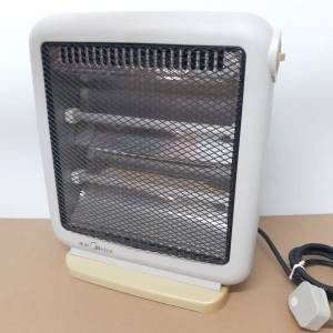 Midea美的牌電暖爐 800W--電熱爐--高／低温度調教--乾淨--全正常--上水火車站交收